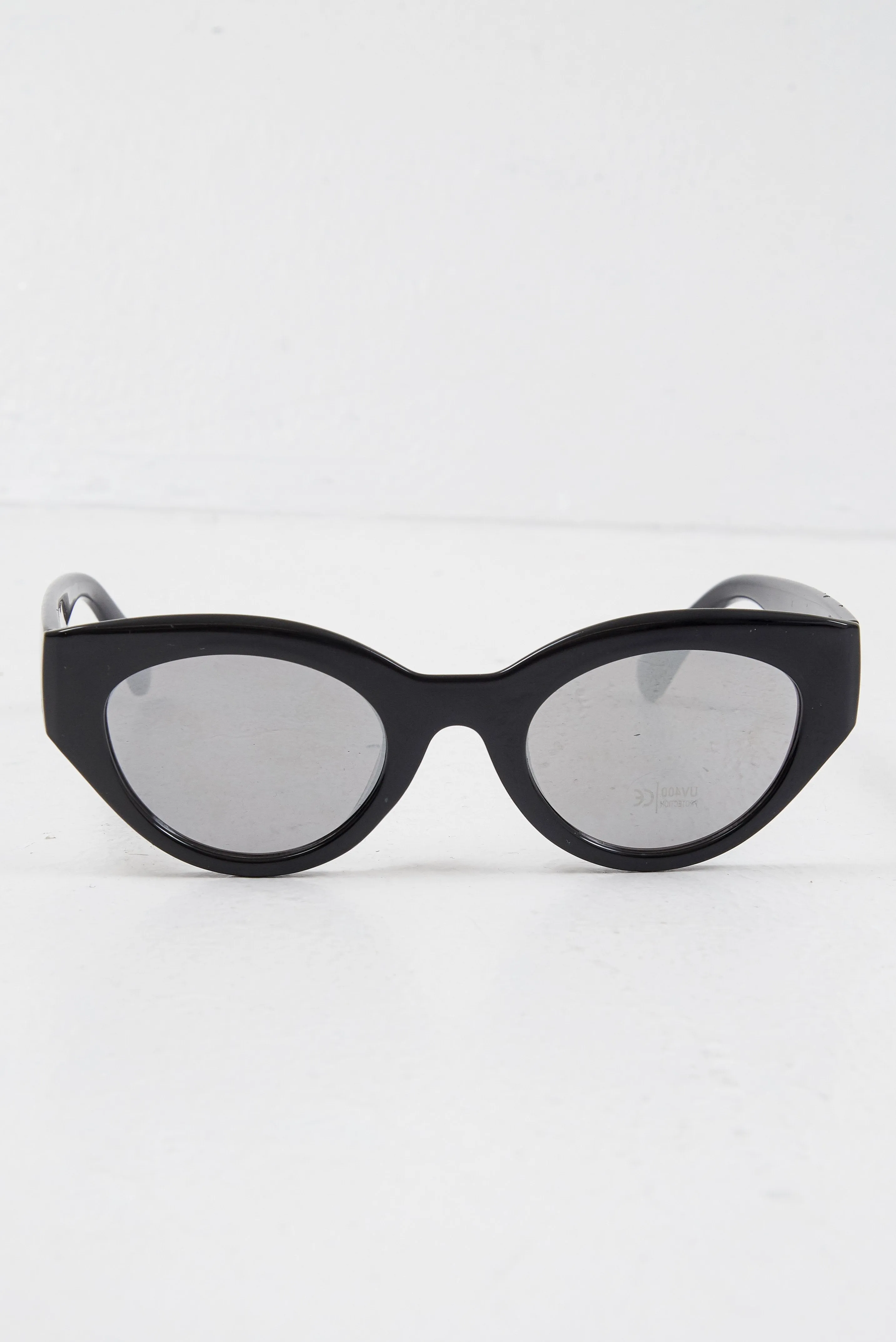 Black Chunky Oval Tinted Lens Sunglasses - Dailey