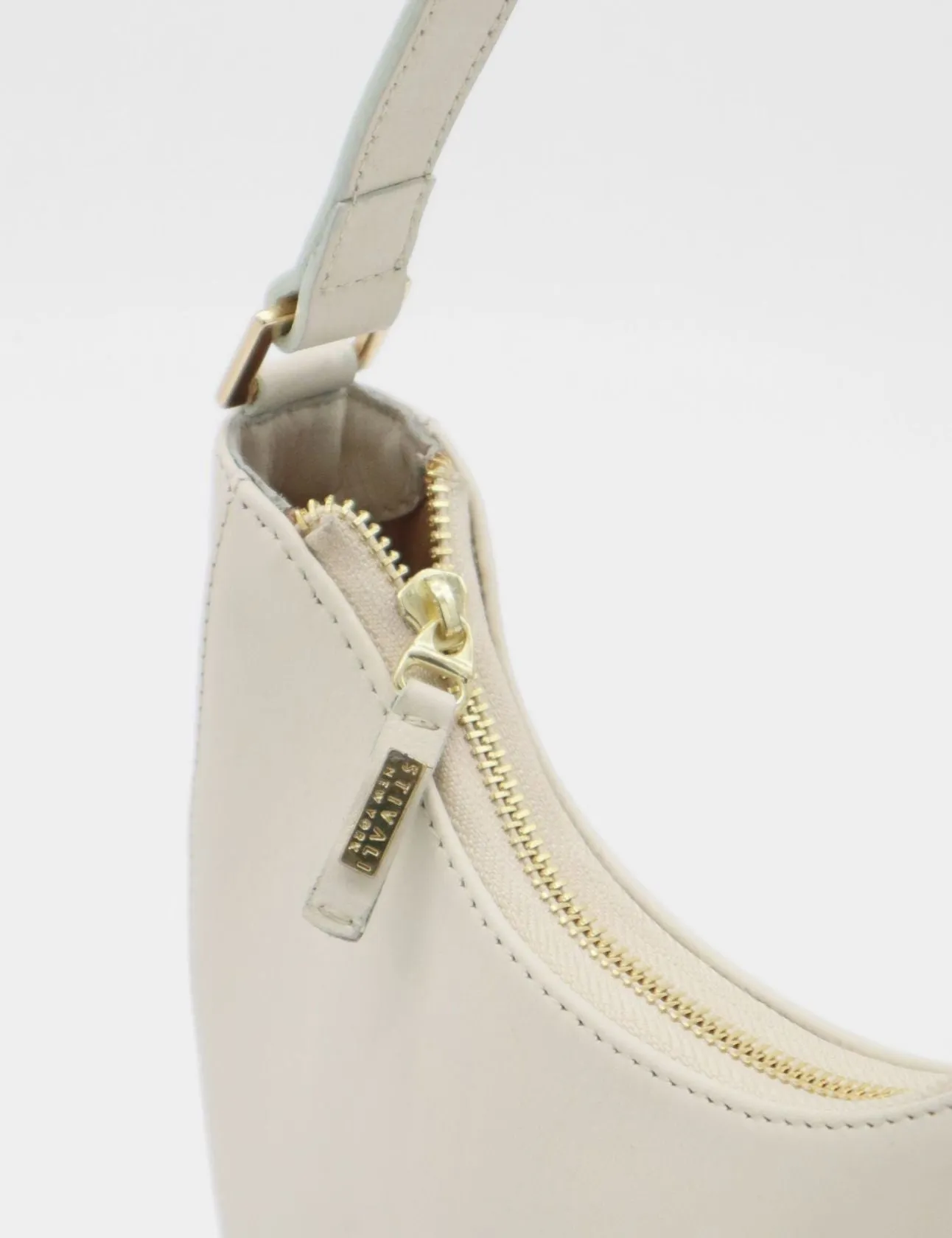 Confidence medium shoulder purse in off white leather women's bags