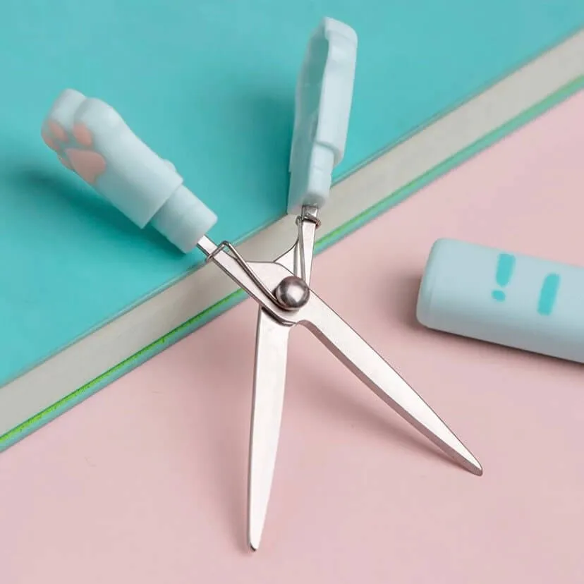 Cute pastel Kawaii Mini scissors