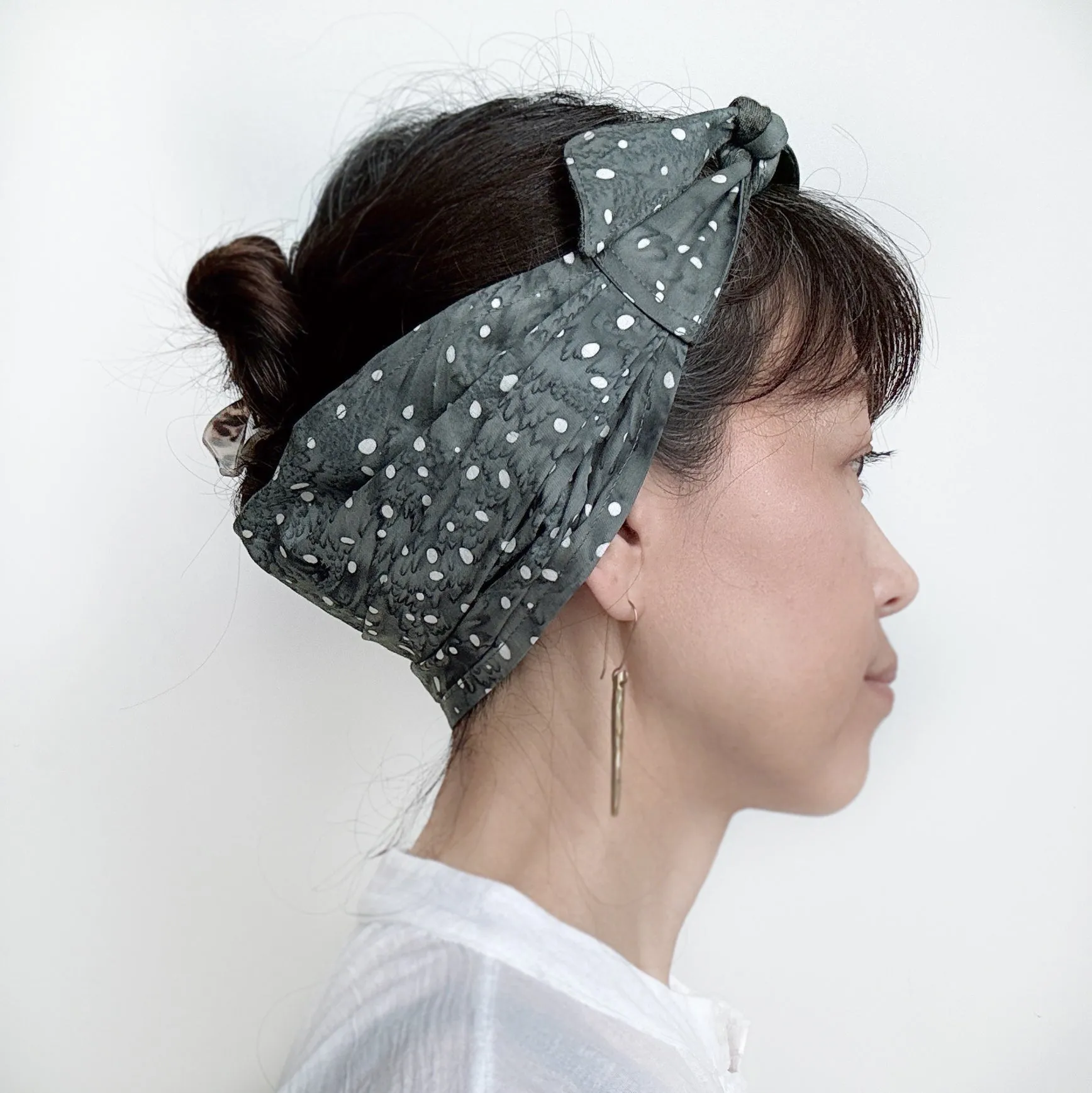 Head scarf Tie Gray White Polka Dots on splash print