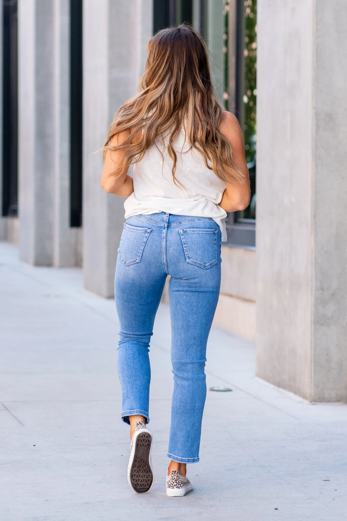 Perfect For Now Jeanne High Rise Cropped Straight Leg