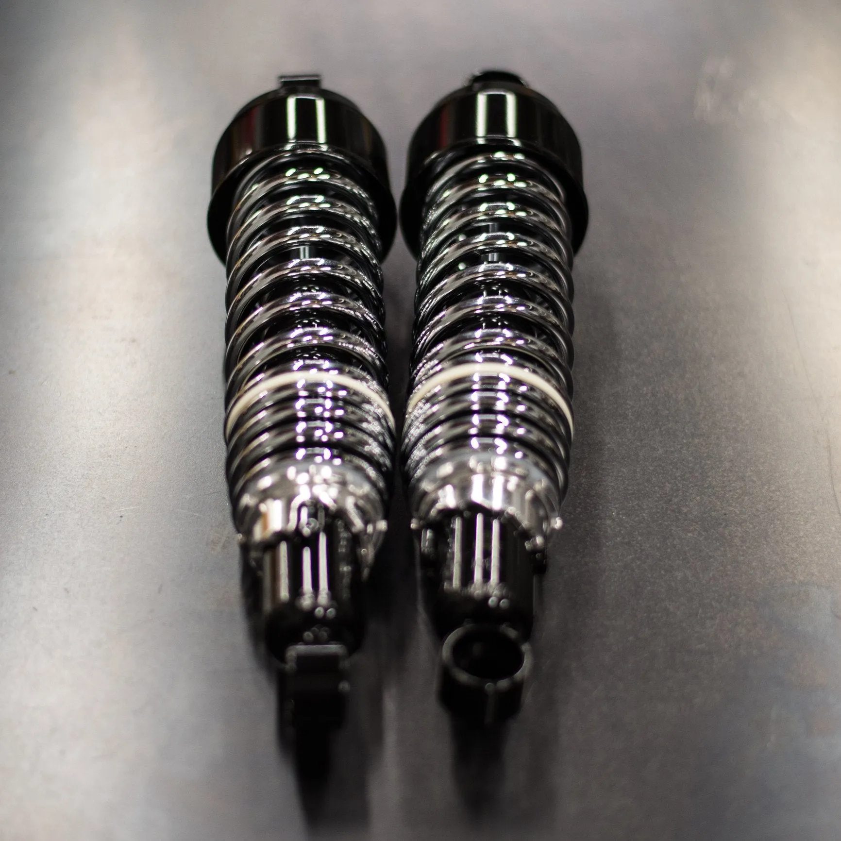 "Progressive" Shocks - Black/Chrome - Eye/Eye (325mm)