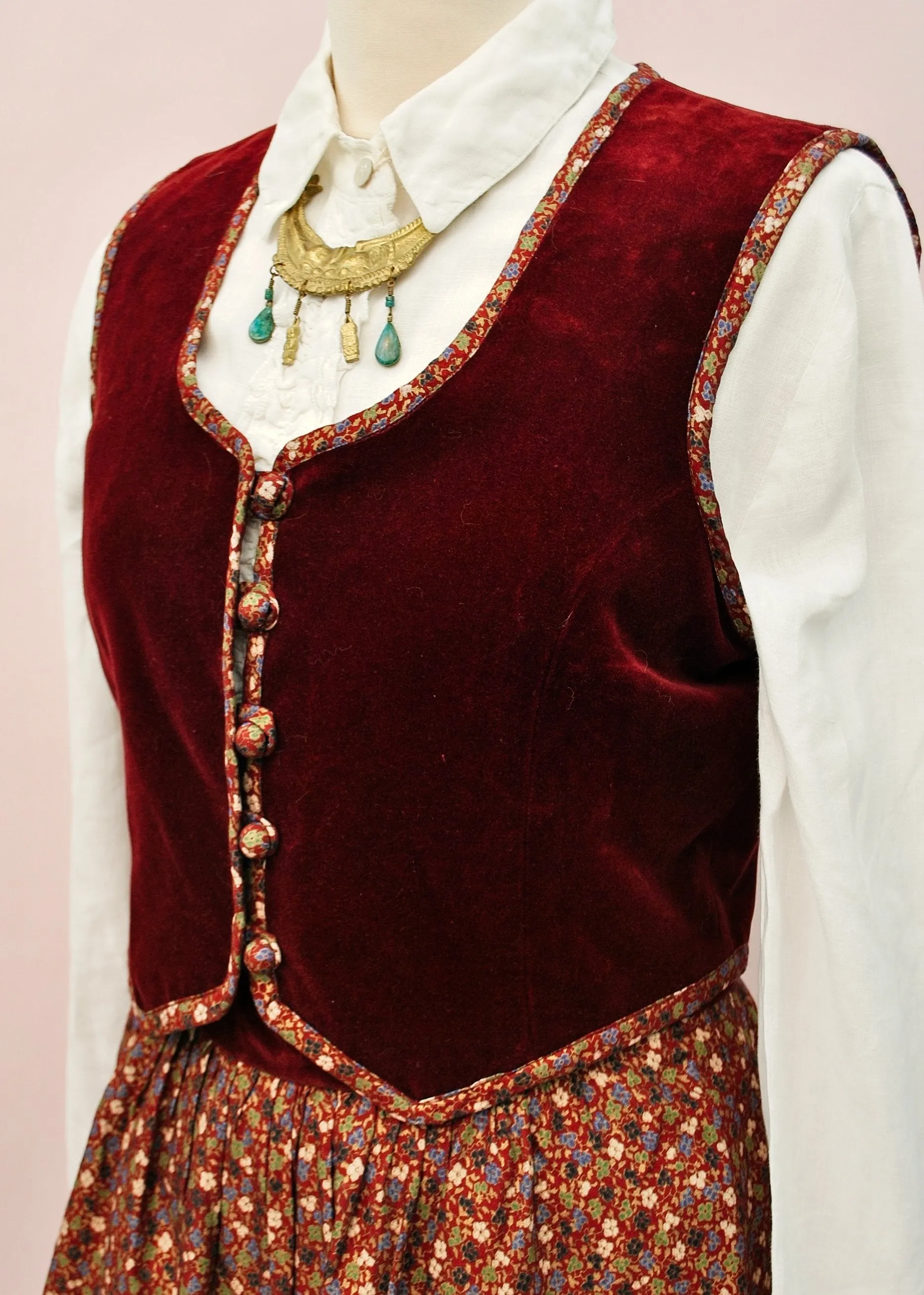 Vintage 70s Burgundy Ditsy Floral Skirt and Vest Set • Marion Donaldson