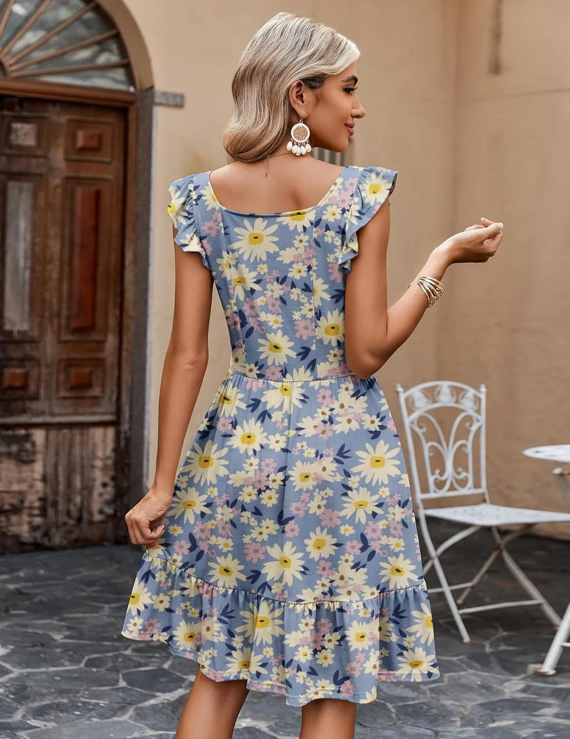 Zeagoo Womens Summer Dress Casual Ruffle Tiered Floral Square Neck Sundresses Beach Boho Mini A-line Dress 2025 with Pockets
